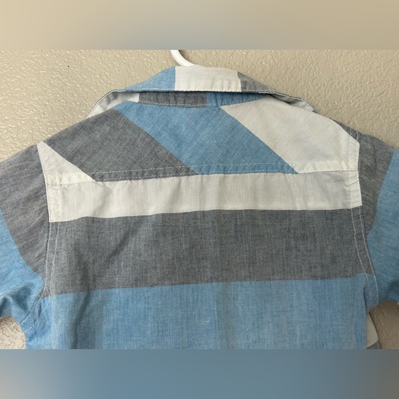 U.S. Polo Assn 4T Boys Button Down Plaid Collared Shirt - Picture 2 of 5